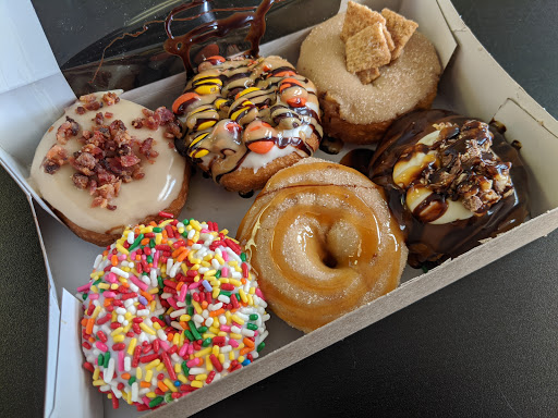 Donut Shop «Peace, Love And Little Donuts Of Green», reviews and photos, 3700 Massillon Rd, Uniontown, OH 44685, USA