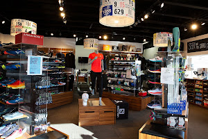 Strides Running Store