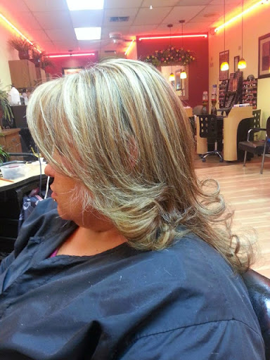 Beauty Salon «Cut N Curl Beauty Salon», reviews and photos, 6722 Hanley Rd, Tampa, FL 33634, USA