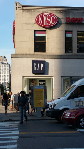 Gap, 277 W 23rd St, New York, NY 10011, USA, 
