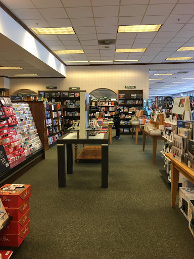 Barnes & Noble