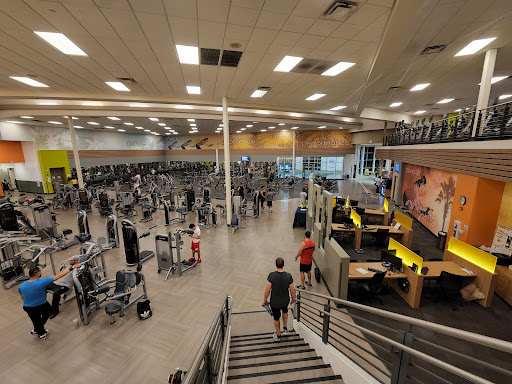 Gym «LA Fitness», reviews and photos, 779 NW Council Dr, Gresham, OR 97030, USA