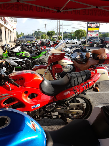 Motorcycle Parts Store «Cycle Gear», reviews and photos, 215 S Hurstbourne Pkwy #101, Louisville, KY 40222, USA