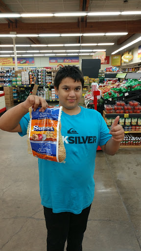 Grocery Store «Grocery Outlet Bargain Market», reviews and photos, 299 D St NE, Salem, OR 97301, USA