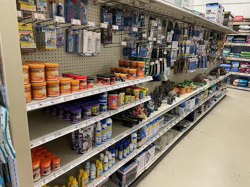 Pet Supply Store «Red Mill Pet Supplies», reviews and photos, 1111 W Chicago Blvd # 120, Tecumseh, MI 49286, USA