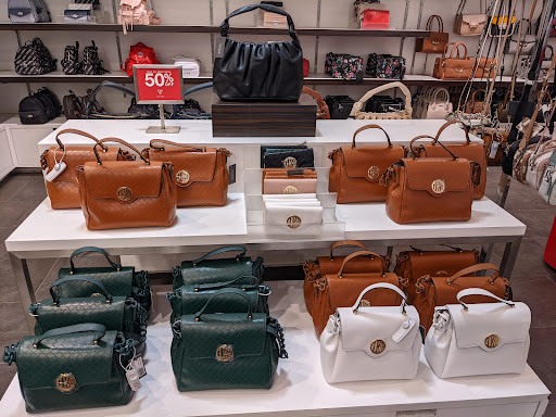 Outlet Mall «The Outlet Shoppes at El Paso», reviews and photos, 7051 S Desert Blvd, Canutillo, TX 79835, USA