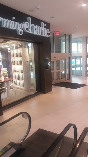 Shopping Mall «The Shops at Nanuet», reviews and photos, 5101 Fashion Dr, Nanuet, NY 10954, USA