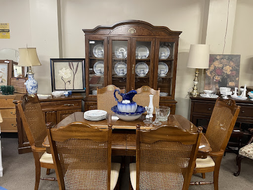 Consignment Shop «Refabulous Furnishings», reviews and photos, 2231 Vestal Pkwy W, Vestal, NY 13850, USA