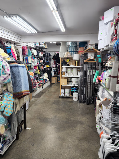 Department Store «Santa Fe Seconds», reviews and photos, 8615 Long Beach Blvd, South Gate, CA 90280, USA