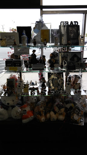 Gift Shop «Mr Jons Gift Shop», reviews and photos, 1412 W Edinger Ave # C, Santa Ana, CA 92704, USA