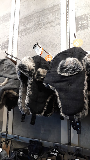 Shoe Store «DSW Designer Shoe Warehouse», reviews and photos, 10060 Reisterstown Rd, Owings Mills, MD 21117, USA