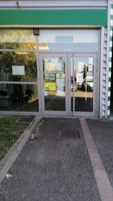 Centre contrôle technique DEKRA à Rillieux-la-Pape