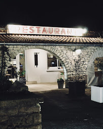 Photos du propriétaire du Restaurant français Restaurant des Arcades à Orgon - n°10