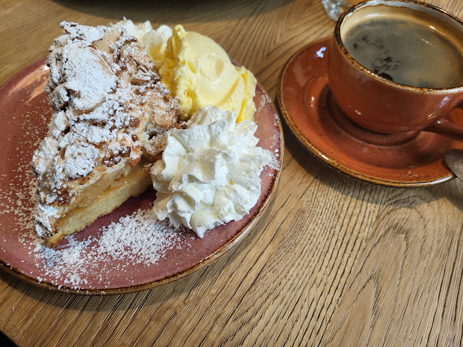 https://www.pierogarnie.com/restauracje/stary-torun/