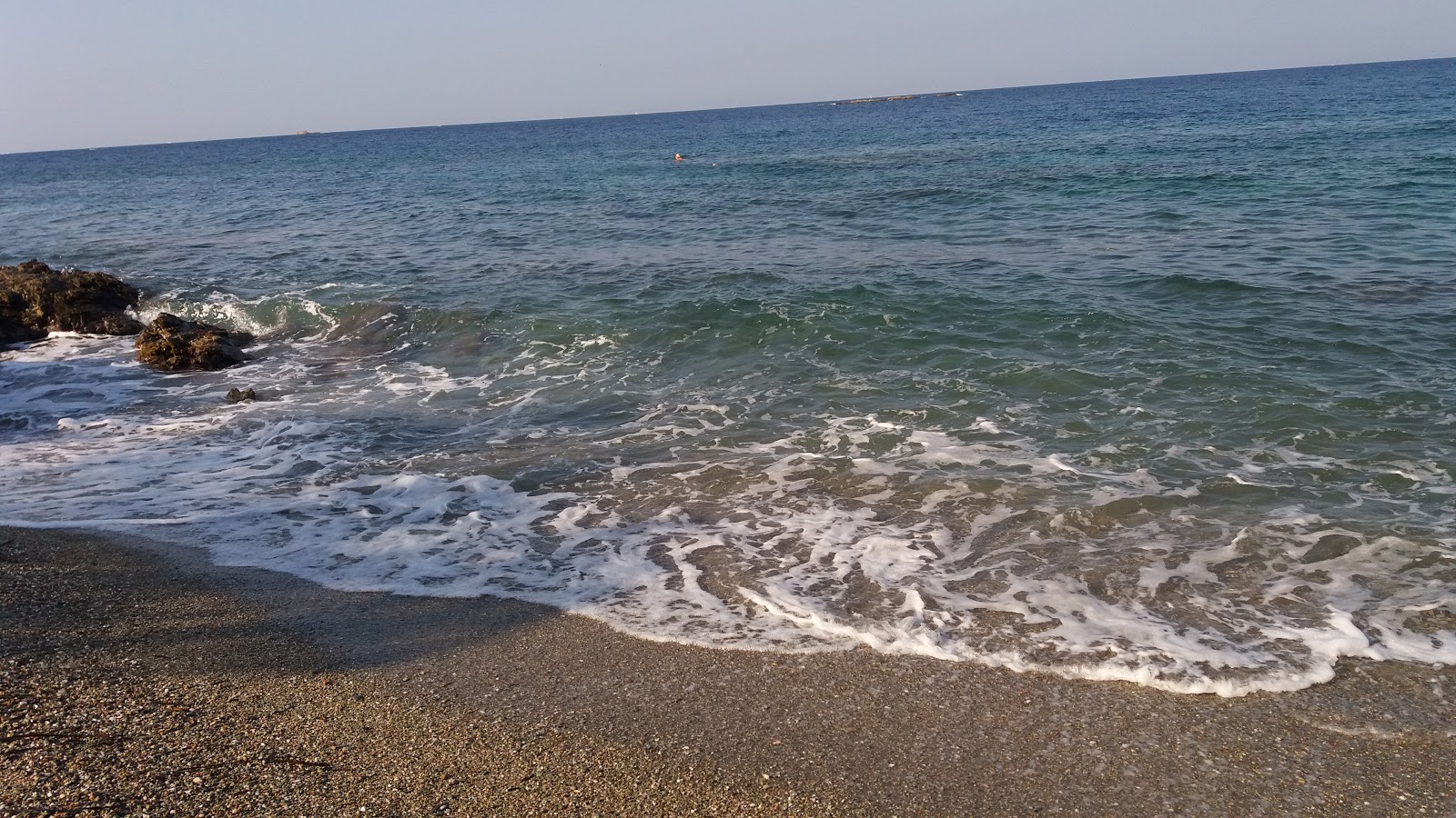 Paralia Saronida II'in fotoğrafı ve yerleşim