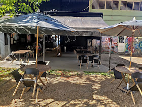 Jacket Café