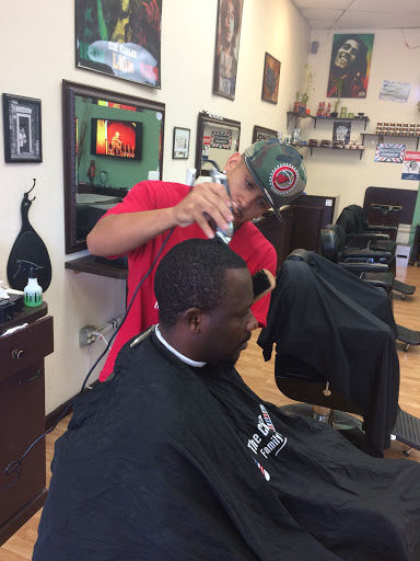 Barber Shop «The Clip Shop Family Barbershop», reviews and photos, 894 N Homestead Blvd, Homestead, FL 33030, USA