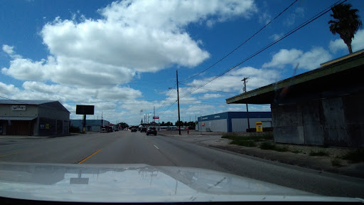 Grocery Store «H-E-B Grocery», reviews and photos, 206 S Alamo St, Refugio, TX 78377, USA