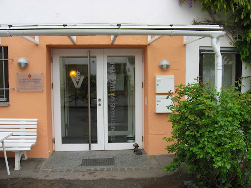 Tierarztpraxis am Stadtweiher unter Dachau, 
