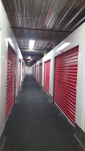 Self-Storage Facility «Storage Quarters Self Storage», reviews and photos, 31-40 Whitestone Expy, Flushing, NY 11354, USA