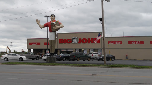 Grocery Store «Metropolis Big Johns Super Str», reviews and photos, 1200 E 5th St, Metropolis, IL 62960, USA