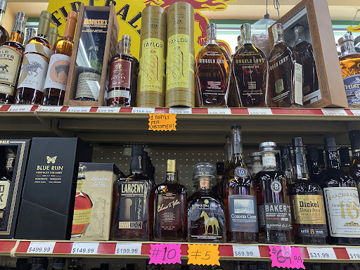 Liquor Store «Liquor World At Camelot», reviews and photos, 808 Lyndon Ln #101, Louisville, KY 40222, USA