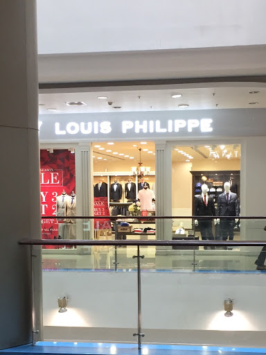 Louis Philippe Store