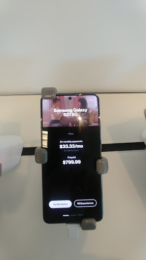 Cell Phone Store «Verizon», reviews and photos, 2912 Main St, Glastonbury, CT 06033, USA