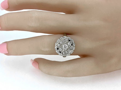 Jewelry Store «Gesner Estate Jewelry», reviews and photos, 1600 W Bay Dr, Largo, FL 33770, USA