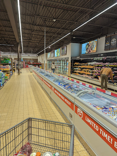 Supermarket «ALDI», reviews and photos, 7235 39th St, Lyons, IL 60534, USA