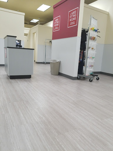 Clothing Store «Burlington Coat Factory», reviews and photos, 1716 Jantzen Beach Center, Portland, OR 97217, USA