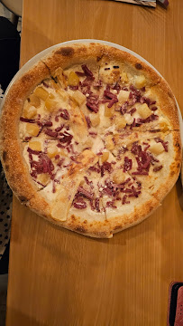 Pizza du Pizzeria LA TOUR DE PIZZ' SIN LE NOBLE - n°8