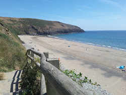 Photo de Traeth Porth Ceiriad avec rivage droit, long