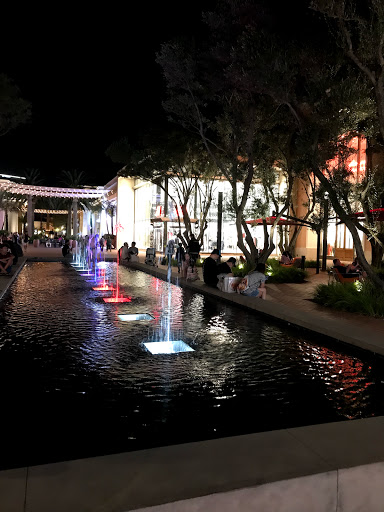 Tourist Attraction «Irvine Spectrum Ferris Wheel», reviews and photos, 101 Spectrum Center Dr, Irvine, CA 92618, USA