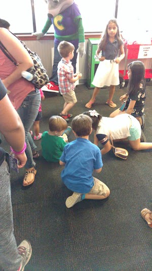 Chuck E. Cheese - photo 87