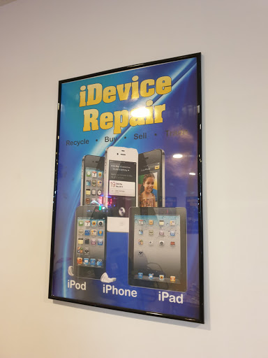 Electronics Repair Shop «Game Time Repairs (Smartphone, Computer and Tablet Repair)», reviews and photos, 24 E Plainfield Rd, Countryside, IL 60525, USA