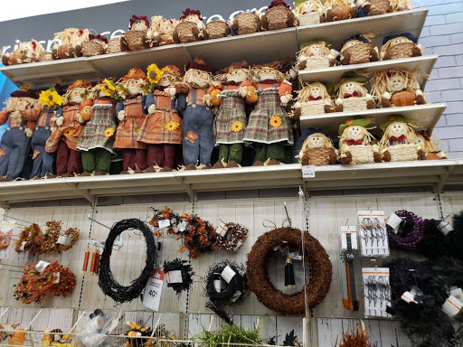 Craft Store «Michaels», reviews and photos, 321 Bayonne Crossing Way, Bayonne, NJ 07002, USA