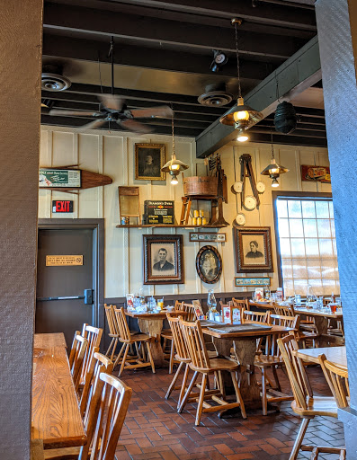 American Restaurant «Cracker Barrel Old Country Store», reviews and photos, 103 Paradise St, Manchester, TN 37355, USA