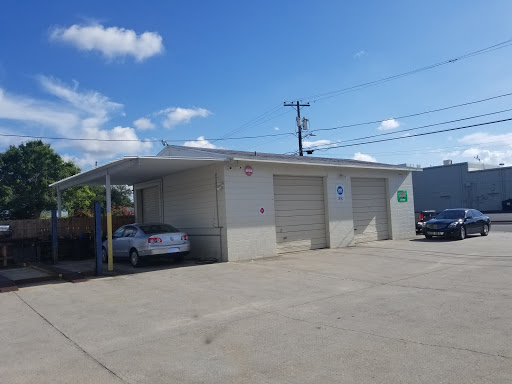 Auto Repair Shop «Ace Complete Auto Repair», reviews and photos, 1128 NE Cleveland St, Clearwater, FL 33755, USA