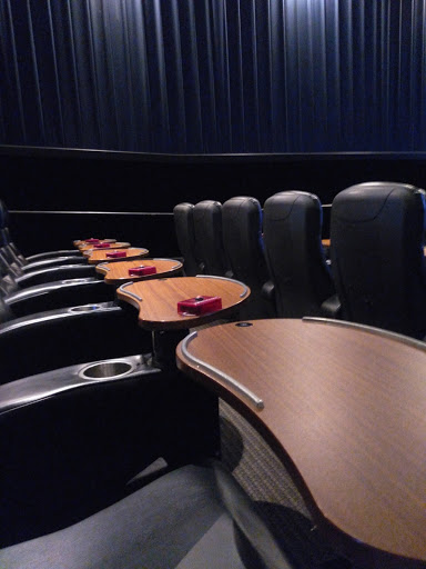 Movie Theater «Studio Movie Grill», reviews and photos, 12332 University Mall Ct, Tampa, FL 33612, USA