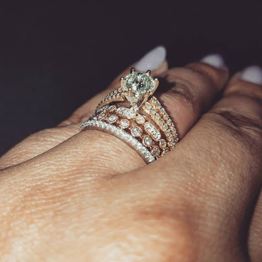 Jewelry Store «Unclaimed Diamonds», reviews and photos, 113 S 8th St, Philadelphia, PA 19106, USA