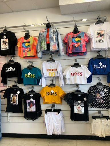 Uniform Store «Scrub Pro Uniforms & Gallo Clothing», reviews and photos, 8014 New Hampshire Ave, Hyattsville, MD 20783, USA