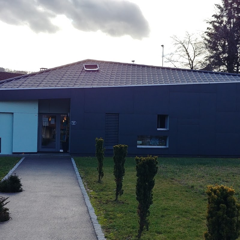 Crèche et Atelier de créativité Scoubidou