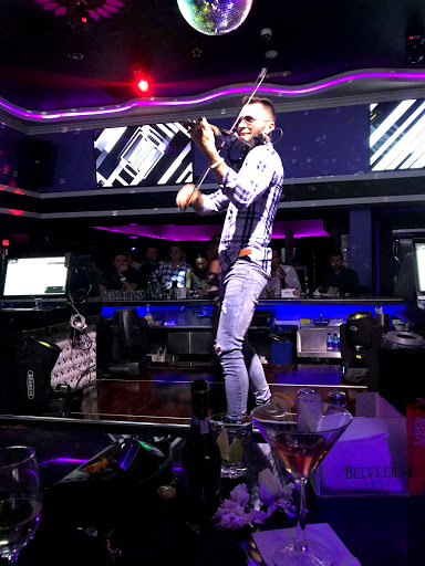 Lounge «Escape Lounge & Sports Bar», reviews and photos, 801 E Algonquin Rd, Schaumburg, IL 60173, USA