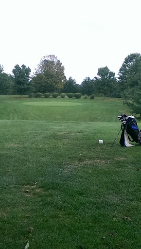 Golf Course «Delhi Hills Par 3 Golf Course», reviews and photos, 1068 Ebenezer Rd, Cincinnati, OH 45233, USA