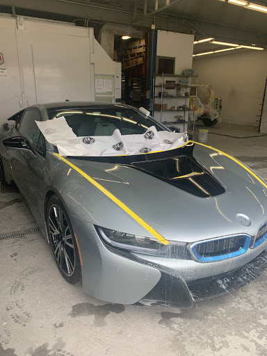 Auto Body Shop «E&M Auto Body Shop», reviews and photos, 3120 River Rd, River Grove, IL 60171, USA