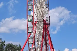 Ferris wheel image