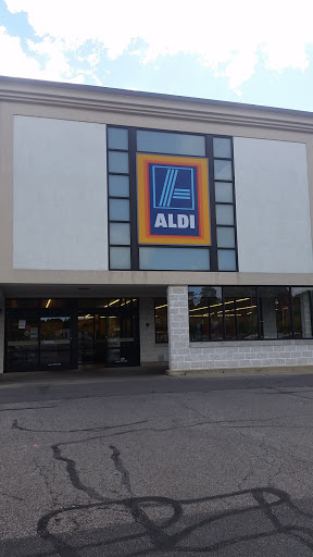 Supermarket «ALDI», reviews and photos, 35111 Center Ridge Rd, North Ridgeville, OH 44039, USA