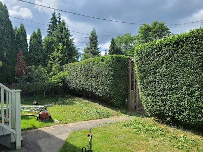 Knight's hedges and Yard