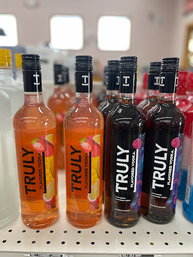 Liquor Store «Windham Wine & Spirits», reviews and photos, 1182 Main St, Willimantic, CT 06226, USA